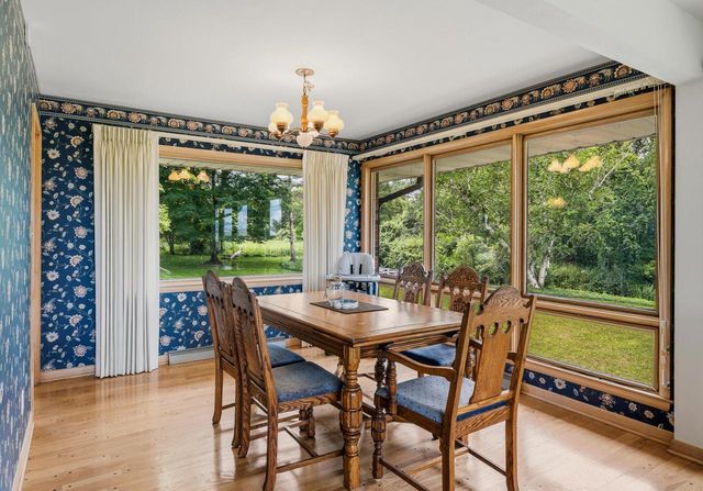 5281 Spring Valley ROAD, Burlington, WI 53105