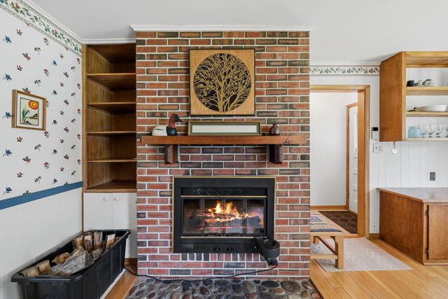 5281 Spring Valley ROAD, Burlington, WI 53105