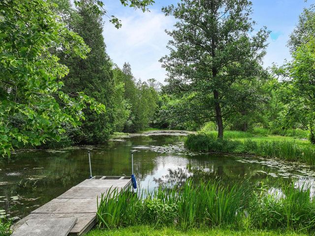 5281 Spring Valley ROAD, Burlington, WI 53105