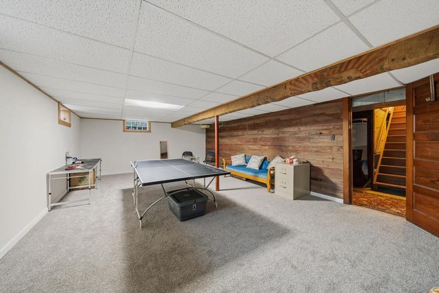 5281 Spring Valley ROAD, Burlington, WI 53105