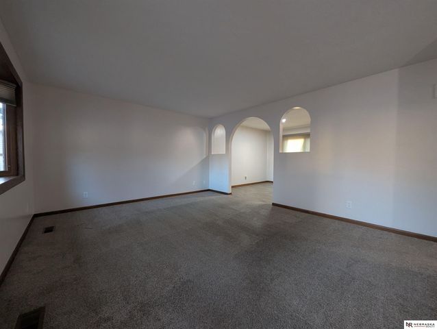 5613 Briar Patch Circle, Lincoln, NE 68516