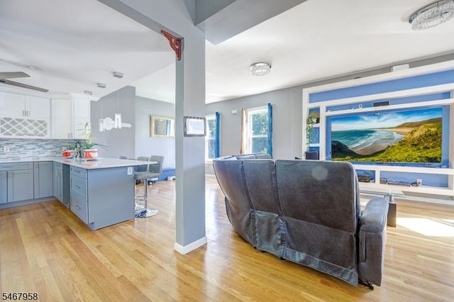 157 Stewart Ave, Kearny Town, NJ 07032