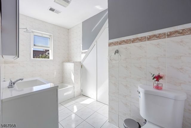 157 Stewart Ave, Kearny Town, NJ 07032