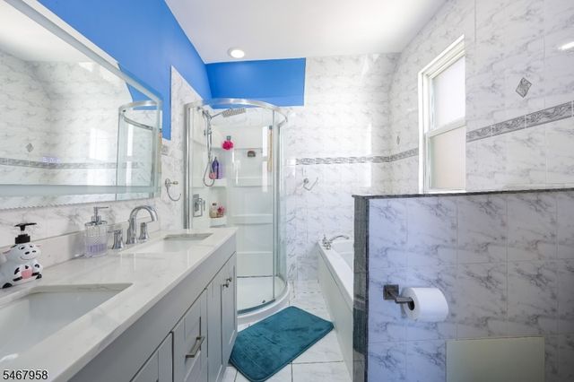 157 Stewart Ave, Kearny Town, NJ 07032