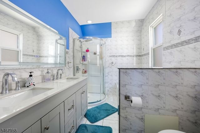 157 Stewart Ave, Kearny Town, NJ 07032