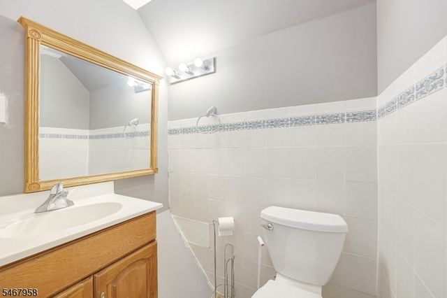 157 Stewart Ave, Kearny Town, NJ 07032