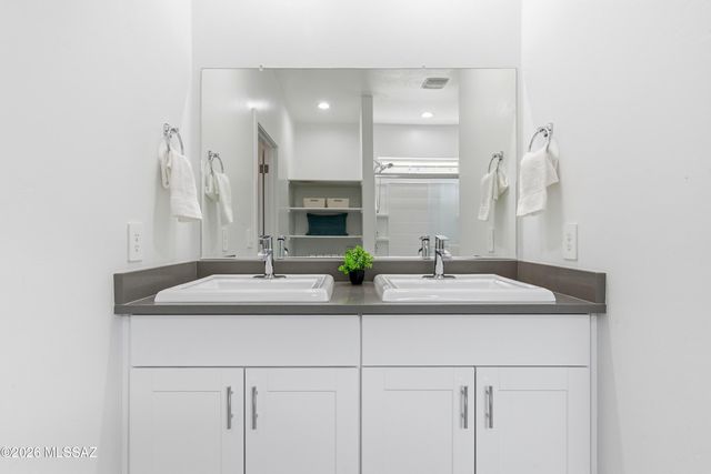 12540 W Gini Lane, Marana, AZ 85653