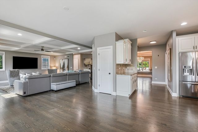 12023 Ashbrook Lane, Mokena, IL 60448