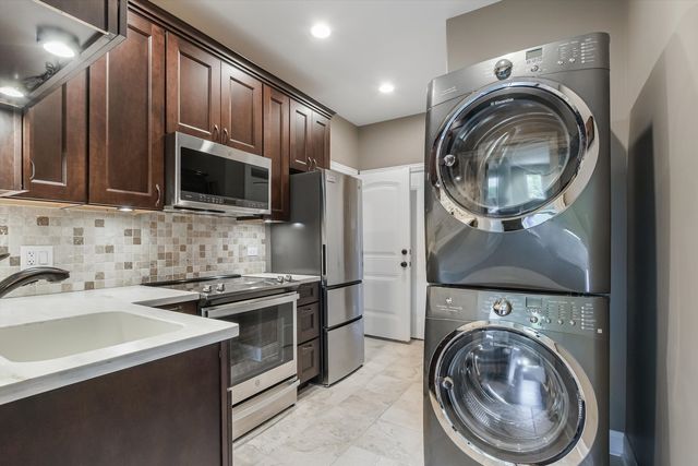 12023 Ashbrook Lane, Mokena, IL 60448