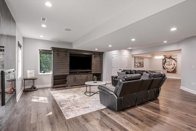12023 Ashbrook Lane, Mokena, IL 60448