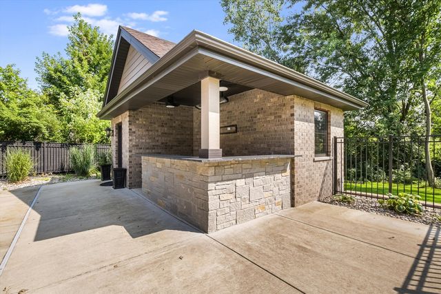 12023 Ashbrook Lane, Mokena, IL 60448