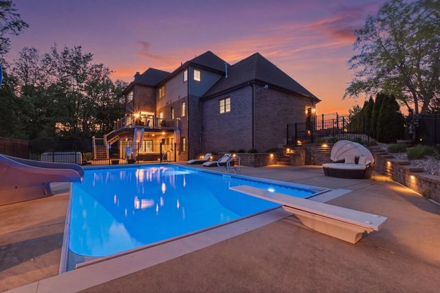 12023 Ashbrook Lane, Mokena, IL 60448