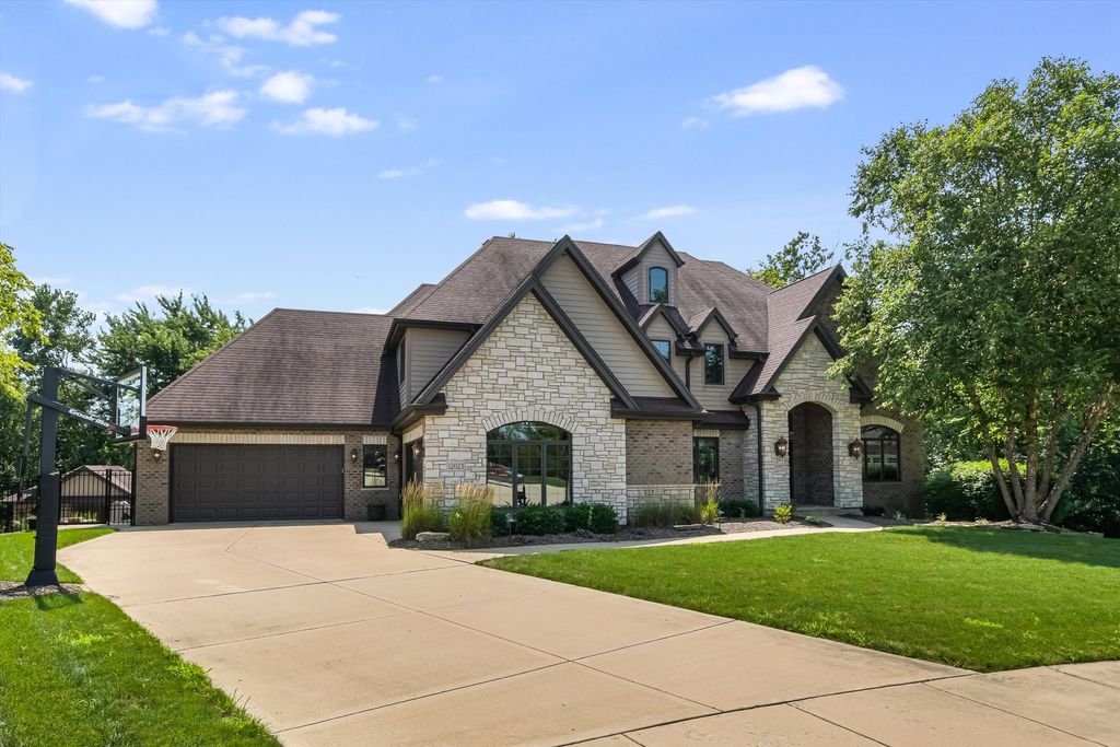 12023 Ashbrook Lane, Mokena, IL 60448
