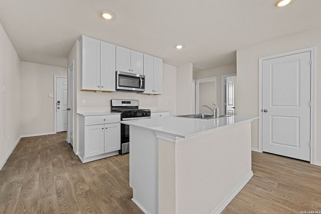 1009 Seedling, Seguin, TX 78155