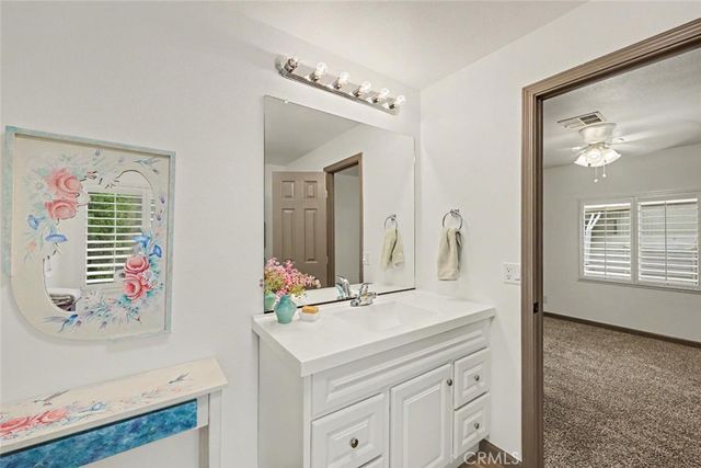 2240 Golden Oak 119, Merced, CA 95341