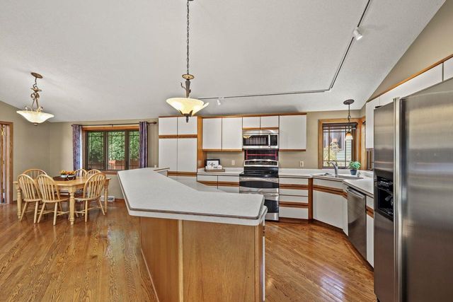 512 Dorn Drive, Waunakee, WI 53597