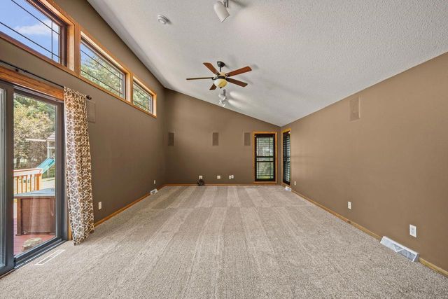 512 Dorn Drive, Waunakee, WI 53597