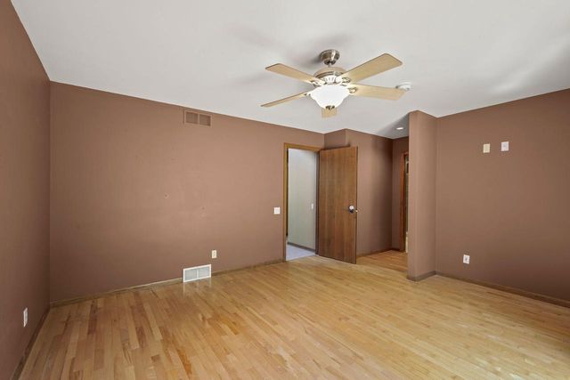 512 Dorn Drive, Waunakee, WI 53597