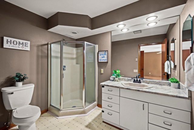 512 Dorn Drive, Waunakee, WI 53597