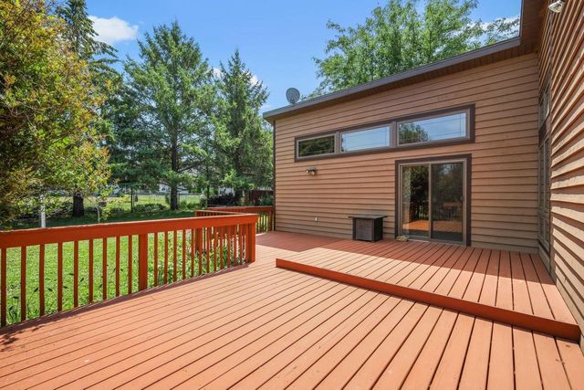 512 Dorn Drive, Waunakee, WI 53597