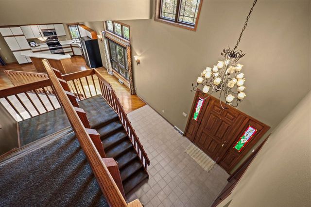 512 Dorn Drive, Waunakee, WI 53597