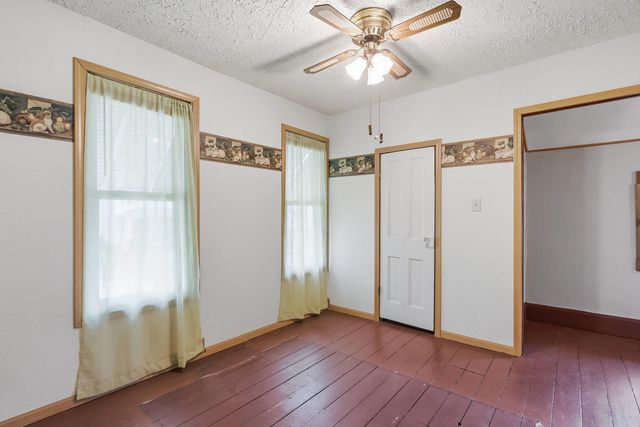 717 N Howell Street, Davenport, IA 52802