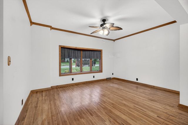 717 N Howell Street, Davenport, IA 52802