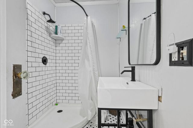 227 Jefferson Street, Pendleton, IN 46064