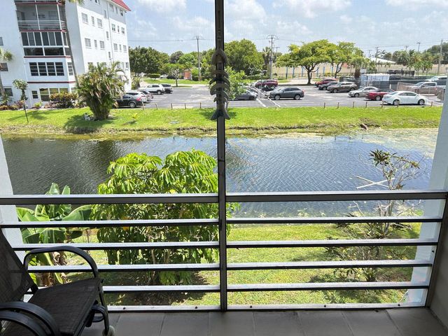 4880 NW 22nd Street 214, Lauderhill, FL 33311