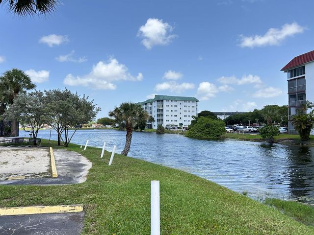 4880 NW 22nd Street 214, Lauderhill, FL 33311