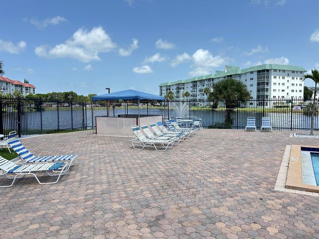 4880 NW 22nd Street 214, Lauderhill, FL 33311