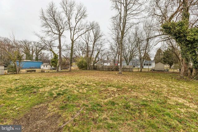 6012 GRIFFITH DR, Suitland, MD 20746