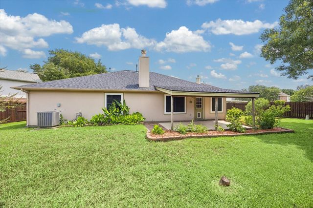 403 Stockbridge Ln, League City, TX 77539