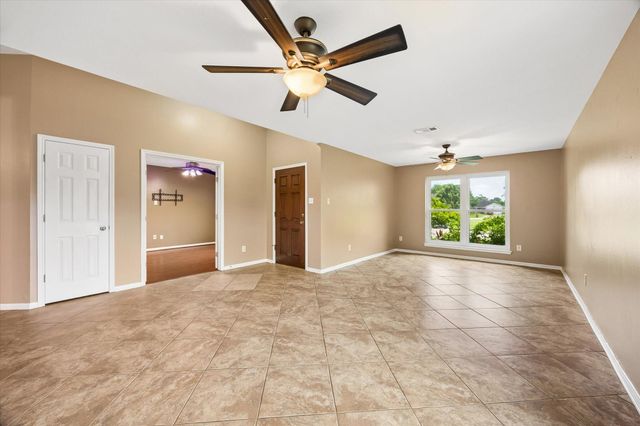 403 Stockbridge Ln, League City, TX 77539
