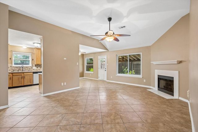 403 Stockbridge Ln, League City, TX 77539