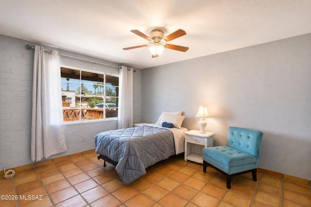 481 S Paseo Lobo Unit B, Green Valley, AZ 85614