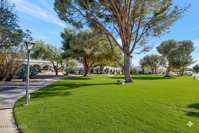 481 S Paseo Lobo Unit B, Green Valley, AZ 85614