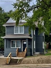 583 N Perry Street, Pontiac, MI 48342