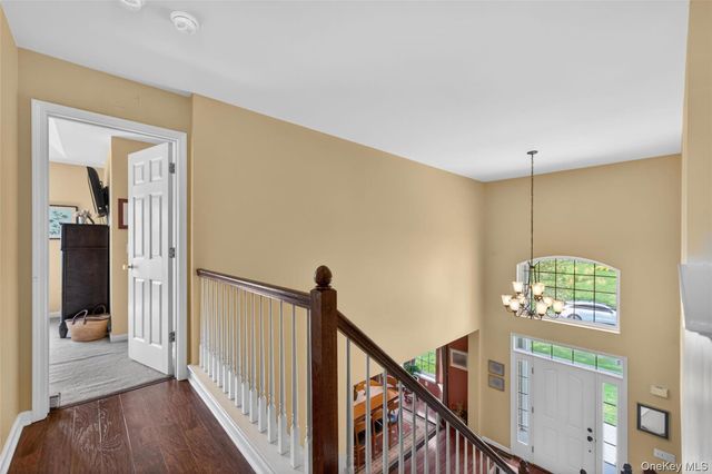 17 Oldwyck Crescent, Highland Mills, NY 10930