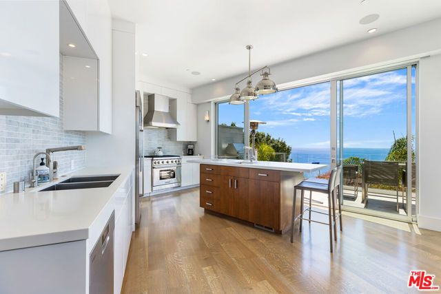 200 Arno Way, Pacific Palisades (los Angeles), CA 90272