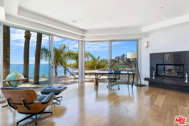 200 Arno Way, Pacific Palisades (los Angeles), CA 90272