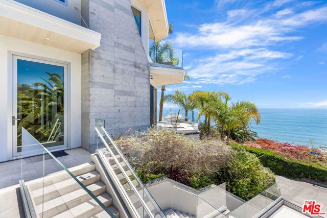 200 Arno Way, Pacific Palisades (los Angeles), CA 90272