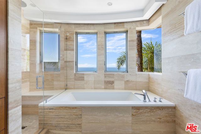 200 Arno Way, Pacific Palisades (los Angeles), CA 90272