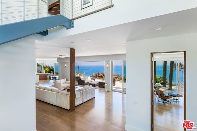 200 Arno Way, Pacific Palisades (los Angeles), CA 90272