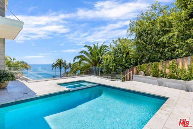 200 Arno Way, Pacific Palisades (los Angeles), CA 90272