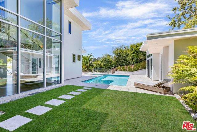 200 Arno Way, Pacific Palisades (los Angeles), CA 90272