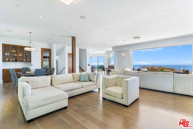 200 Arno Way, Pacific Palisades (los Angeles), CA 90272