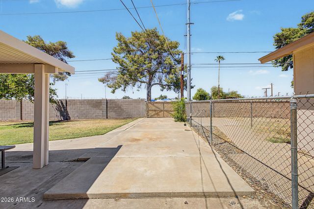 3234 W CORRINE Drive, Phoenix, AZ 85029