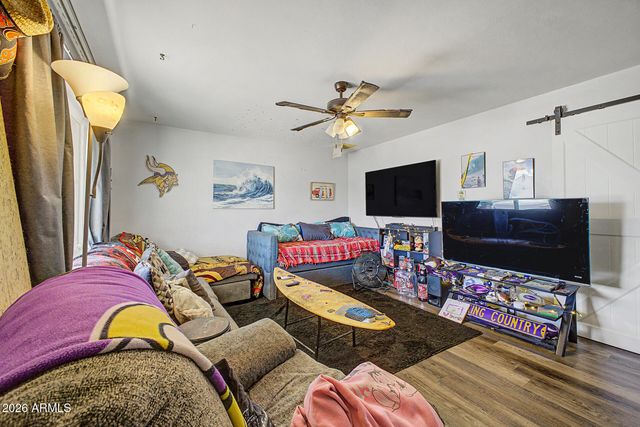 3234 W CORRINE Drive, Phoenix, AZ 85029