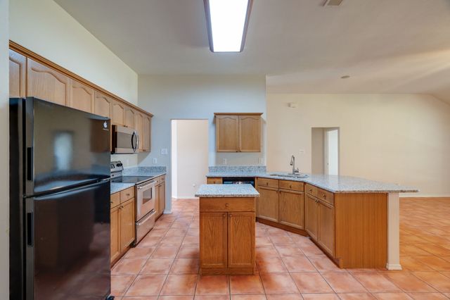 4700 Saint Thomas Place, Fort Worth, TX 76135